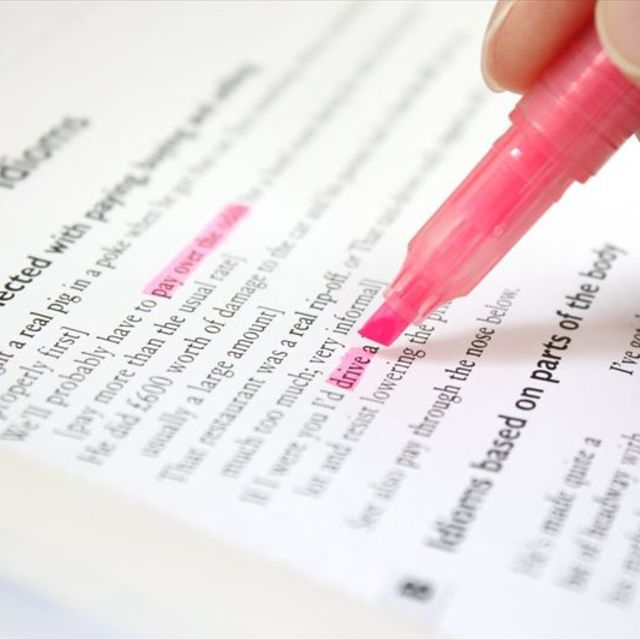 ポイントをマーカーでチェック_R